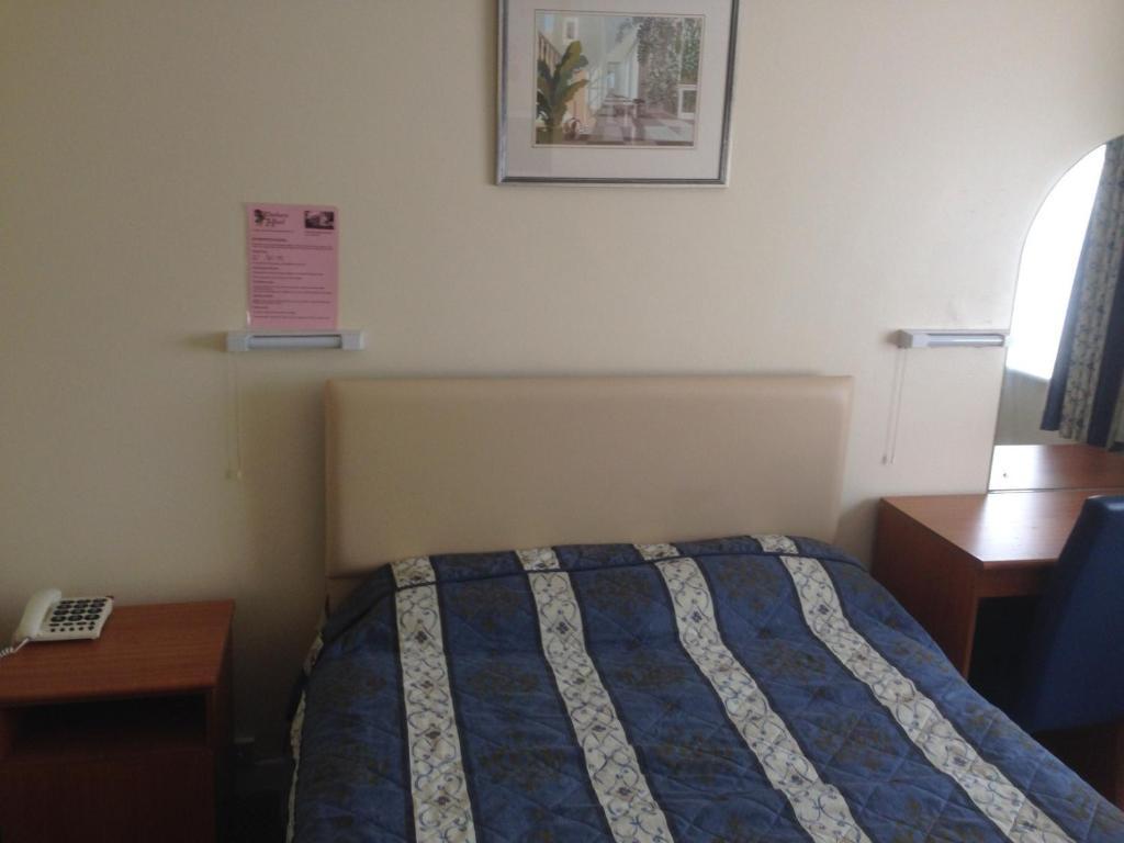 Elmhurst Hotel Reading Kamer foto